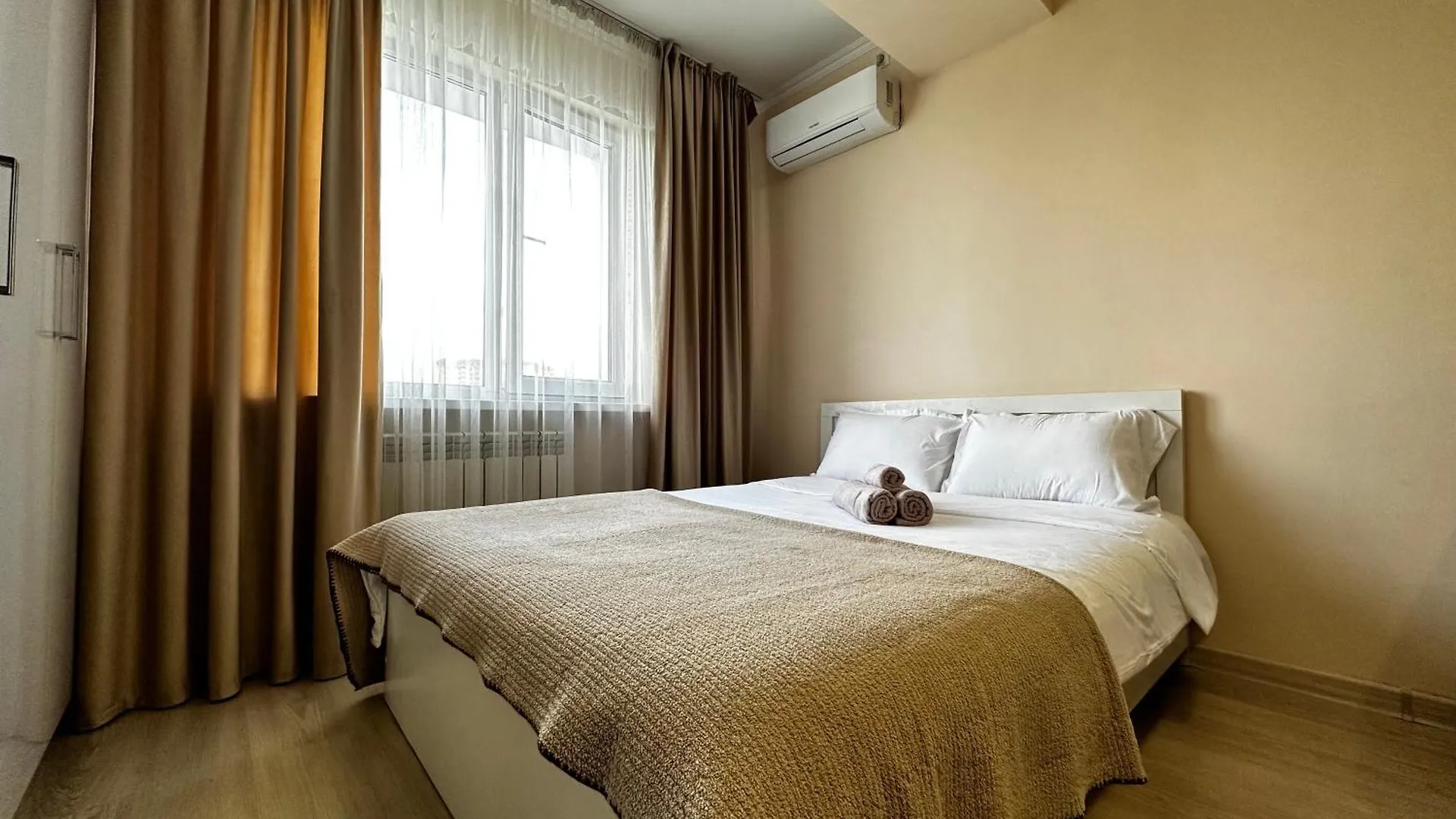 Deluxe Apartments In The Center Of Almaty
